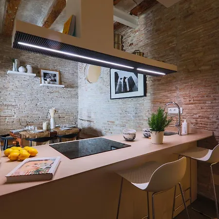 En Ville Boutique Apartments Boqueria Market Barcelona Exterior photo